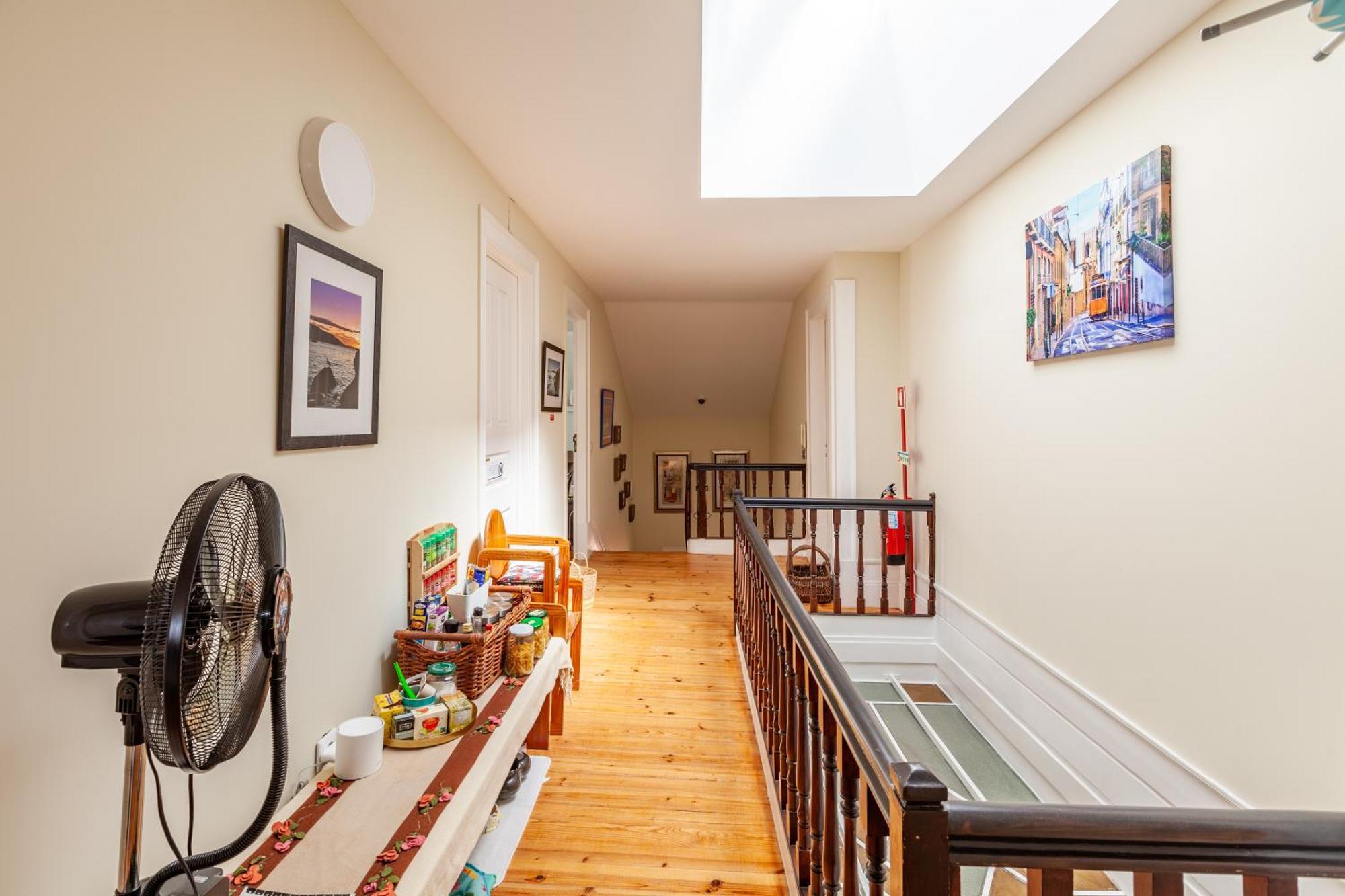 Sky Accommodations Studio Coimbra Bagian luar foto